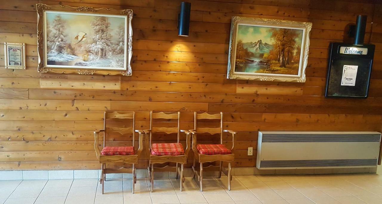 Agassiz Park Lodge McCreary Kültér fotó