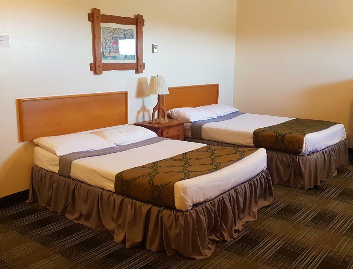 Agassiz Park Lodge McCreary Kültér fotó